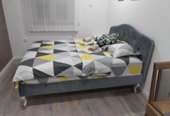 Tid Apartman allows 18 year olds to book a room