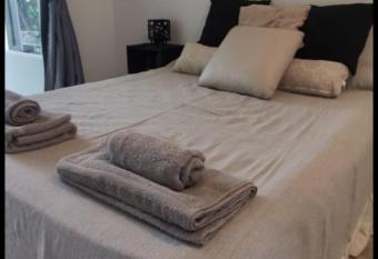 Mono Chancas has Balcony rooms