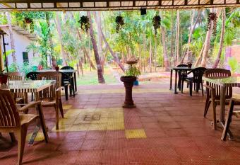 SK Kitchen and Cottage allows 18 year olds to book a room