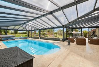 La surville allows 18 year olds to book a room