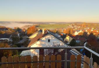 Stifterfelsen Ferienwohnung has Balcony rooms