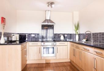 Millennium Plaza by SWA has Balcony rooms