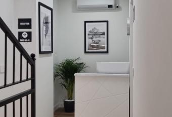 Cozy Living Bergamo has Balcony rooms