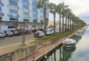 l Eldorado palavas-les-fl  ts has Balcony rooms