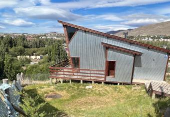 La Torcida House has Balcony rooms
