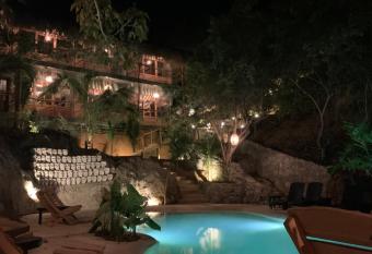 COCOS HOTEL has Balcony rooms