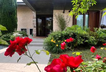 Residenza Borgo San Rocco has Balcony rooms