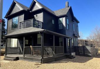 FW Blackhouse has Balcony rooms