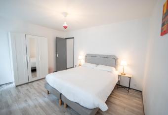 Villa Vich  ia - Appartement 3 has Balcony rooms