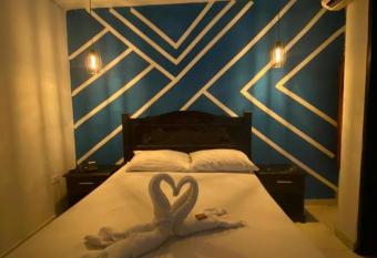 Residencias Piscis allows 18 year olds to book a room