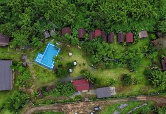Banlaw Garden Resort has Balcony rooms