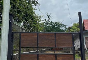 Chalet Naranjito has Balcony rooms