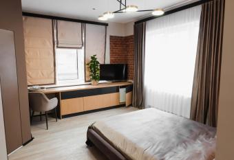 Miracle Place has Balcony rooms