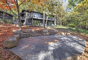 Woods on Sequoyah- 2 Private Units has Balcony rooms