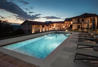 Relais Chiarene has Balcony rooms