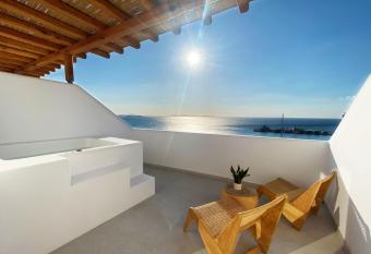 Calistus Mykonos allows 18 year olds to book a room