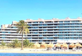 Casa Paraiso has Balcony rooms