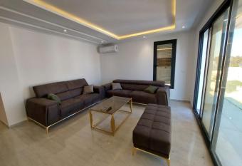 Luxury jardin de Carthage allows 18 year olds to book a room