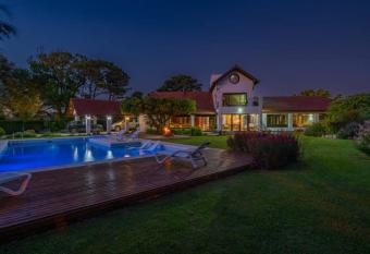 Blitzenhaus has Balcony rooms