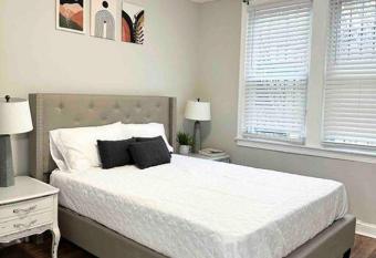 Brookland Place - Unit A allows 18 year olds to book a room