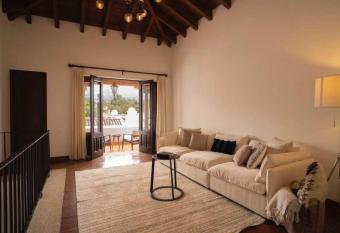 Casa mar y sol has Balcony rooms