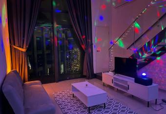 A Place to Party! has rooms with a private hot tub