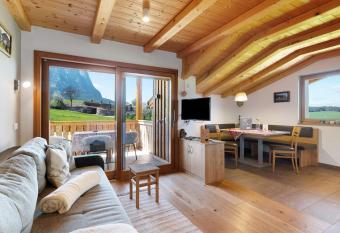 Schererhof Abendrot has Balcony rooms