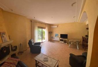 A louer un joli appartement s 1 haut standing jardin menzah has Balcony rooms