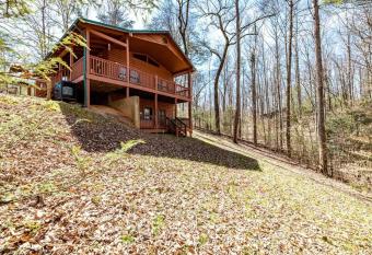Tall Timbers has Balcony rooms