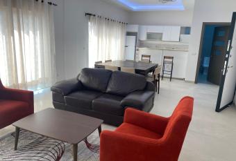 Apt Tr  s Grand Luxe Gallo 3 - Mamelles Dakar allows 18 year olds to book a room