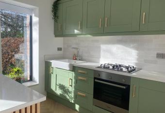 Modern Space 20 minutes from Dublin Airport has Balcony rooms