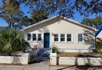 Gulfport Coastal Town Bungalow allows 18 year olds to book a room