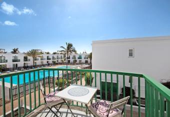 Dunes resort to relax Wifi has Balcony rooms