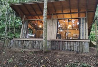 Zen Oasis del Bosque,   A place to reconnect! has Balcony rooms