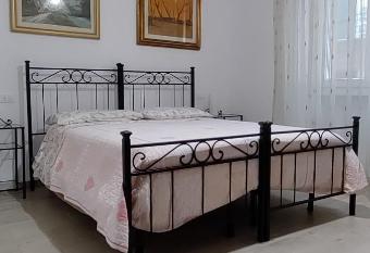 Pisa Central Station Guestrooms allows 18 year olds to book a room