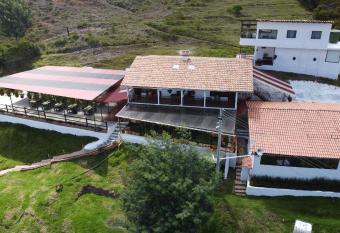 Savieza Life Experience has Balcony rooms