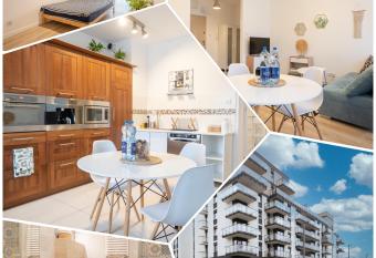 Love Live     d   has Balcony rooms