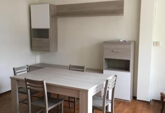 LA CASA DI AURORA allows 18 year olds to book a room