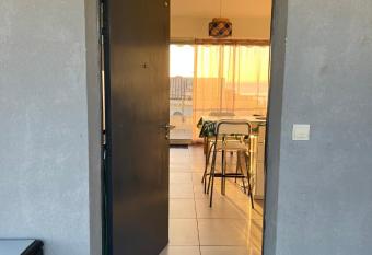 Le Bruit des Vagues B408 allows 18 year olds to book a room