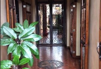 Casa Hibiscus Boutique Hotel allows 18 year olds to book a room