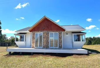 Lugar de descanso, con Tinaja al aire libre. has rooms with a private hot tub