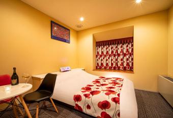                       allows 18 year olds to book a room