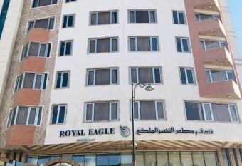 Royal Eagle Hotel allows 18 year olds to book a room