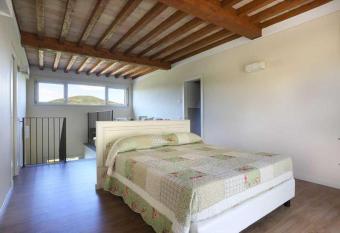 Villa Gelsomina has Balcony rooms