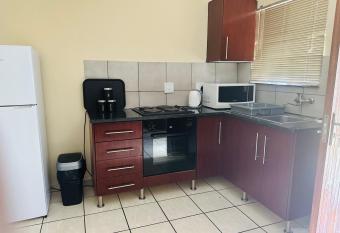 Cozzy Pozzi Hazyview has Balcony rooms