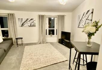 Casa Kerr @ The Broch allows 18 year olds to book a room