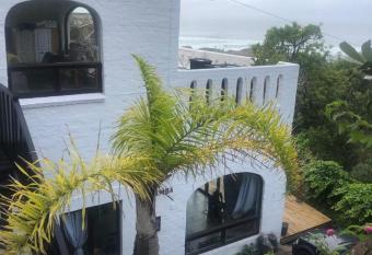 La Bamba allows 18 year olds to book a room