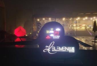 GentingTop16ChillingCold6Pax@GID allows 18 year olds to book a room