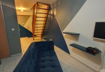 Le Flamboyant : T2 Duplex avec ces 2 terrasses has Balcony rooms