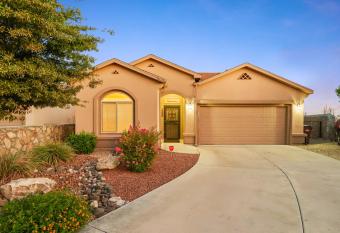 Comfy SW Home with Private Yard & Mountain Views! allows 18 year olds to book a room